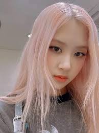 Someone nice and genuine, with a good/ unique voice. Rose Park Blackpink Lovesick Girls Blink 2020 2021 Facebook