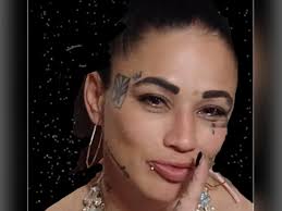 Maria Arballo's Instagram, Twitter & Facebook