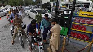 Petrol price after recent revision, a liter of petrol will cost usd 0.73 per litre in pakistan. Hit In Pakistan Petrol Prices Are Slashed By Rs 7 Per Litre