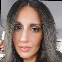 800+ "Stile" profiles