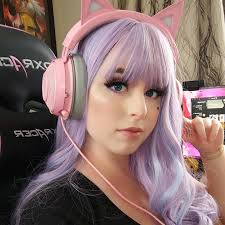 ❄️LIVE❄️ for the #Bloodborne winter event!  https://m.twitch.tv/thoughtpilot777