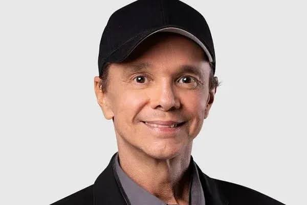 Cantor Netinho, ícone do axé music, morre aos 60 anos após mais de um ano de luta contra o câncer - TV Master Ao Vivo 🔴
