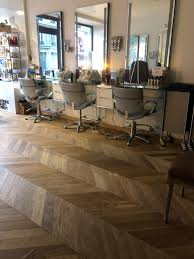 Réservez les meilleurs coiffure à paris dans la zone paris 17e, sur uala : La Parisienne Coiffeur Salon De Coiffure Paris 17