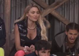 Ενημερωθείτε για τα νέα των αγαπημένων σας celebrities. H Farma Poioys 3exwrise Hdh H Panagiwtaroy Mesa Sto Rialiti News Gr