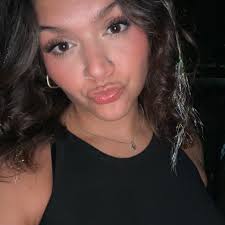 Tosha Sloan made this sign for homeschooling & her son LOVES it! Her family  is planning to learn American Sign Language during some of their downtime  and this is the perfect way