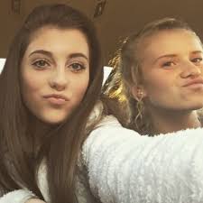 riley castellano (@rycastellano)