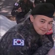 We did not find results for: Photo Of G Dragon Looking Healthy In The Military Released And Fans Are Crying Happy Tears Kissasian