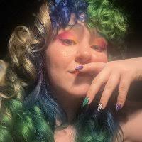 Sydney Rush (@GingerRoadLife)