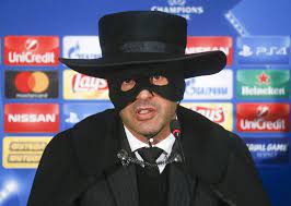 An overjoyed shakhtar donetsk manager paulo fonseca fulfilled his promise to dress up as fictional character zorro after leading his side into the uefa last month, fonseca vowed that he would don the masked vigilante's outfit if the ukranian side progressed to the last 16 and stuck to his word. Shakhtar Coach Turns Into Zorro After Win Over Man City