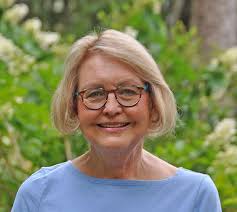 Easy Gardens for the South: Pamela Crawford, Harvey Cotten, Barbara  Pleasant: 9780971222076: Amazon.com: Books