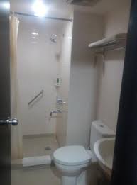 35+ model plafon rumah minimalis modern terbaru 2020. Kamar Mandi Hotel Picture Of Amaris Hotel Thamrin City Jakarta Tripadvisor