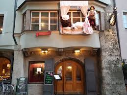Search only for flo jos Restaurant Entrance Bild Von Flojos Innsbruck Tripadvisor