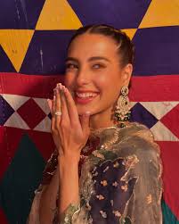 IQRA AZIZ HUSSAIN🇵🇰 (@iiqraaziz) • Instagram photos and videos