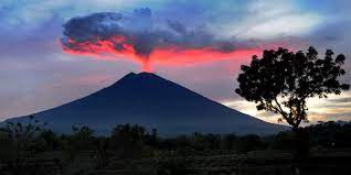 Gunung Agung, Keindahan Alam Dari Gunung Berapi Yang Masih Aktif! |  SUPERLIVE