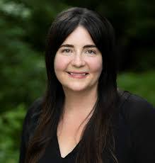 Nicole Olmstead's Instagram, Twitter & Facebook