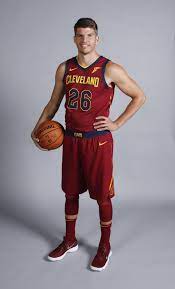1yr · me_redditor · r/utahjazz. Nba Veteran Kyle Korver Will Replace Bob Kerrey As Creighton Commencement Speaker Education Omaha Com