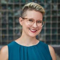 Sara Eldridge's Instagram, Twitter & Facebook