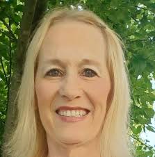 Peter Doocy brought receipts — literally! He came to the White House press  briefing with copies of documents allegedly signed with an autopen during  the Biden era.