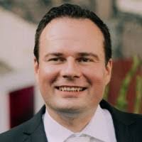 Paul Kivi's Instagram, Twitter & Facebook