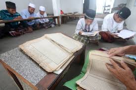 Maybe you would like to learn more about one of these? Karya Besar Sang Sultan Ulama Em Syajaratul Ma Arif Em