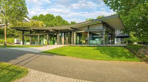Sie sind herzlich eingeladen, die faszinierende welt von huf haus näher kennen zu lernen. Grosser Musterhauspark Im Westerwald Das Huf Dorf
