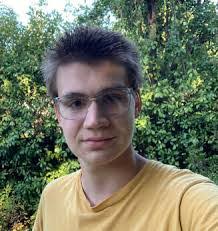 Ayesha Moten's Instagram, Twitter & Facebook