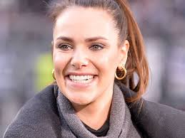 Uttal av esther sedlaczek med 1 audio uttal, och mer för esther sedlaczek. Moderatorin Esther Sedlaczek Sie Ist Mama Geworden Und Es Ist Ein Bunte De