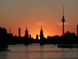 Der sonnenaufgang in frankfurt am main heute ist um 06:05 uhr. Sonnenuntergang Sonnenaufgang Sonnenuntergang Heute Sonnenaufgangszeiten Sonnenuntergangszeiten Sonnenuntergang De