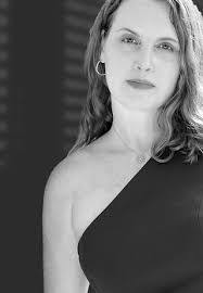 Helen Exner's Instagram, Twitter & Facebook