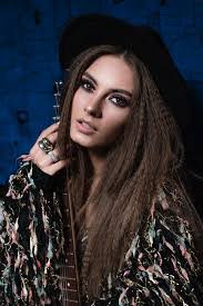 Erasmo Medina's Instagram, Twitter & Facebook