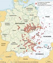 Flüsse sind wichtige transportwege, deshalb wurden sie in deutschland nahezu überall für die berufsschifffahrt ausgebaut. Hochwasser In Bayern Es Riecht Nach Mittelalter In Der Stadt Panorama Stuttgarter Zeitung
