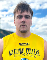 Justin Bell, Dakota, Offensive Tackle