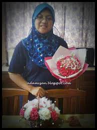 Gubahan hantaran coklat ferrero rocher yang mudah dan simple.cepat dan ringkas kami merupakan pembekal barangan. Kelas Gubahan Coklat Dalam Bakul Adamizan Ip0345107 T Facebook