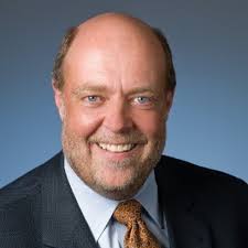 Jewell is proud to be honoring Bob Page, longtime president and CEO of  @KUHospital, at Opening Convocation Sept. 6. He is one of three recipients  of the Yates Medallion for Distinguished Service,