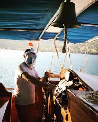 Biran Once Denize Dalmak Isteyen Kaptanin Hali The Captain Can T Wait To Snorkel Snorkeling Sailing Captain Maviyolculuk Bluevoyage Instagram Travel Image