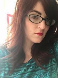 Rhubarb and glossy gloss for a wedding