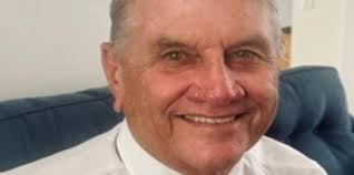 Former Volusia schools administrator, Mainland High principal dies