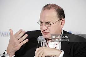 2,207 Mark Tucker Photos & High Res Pictures