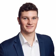 I am thrilled to announce that I have accepted an offer at BNP Paribas as a  2025 Summer Analyst Intern with their Asset Finance & Securitization team.  I want to thank everyone