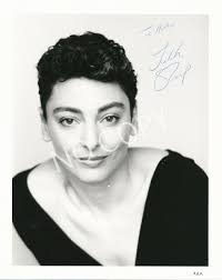 100% Original Autógrafo Firmado Judith Sharp J1.61