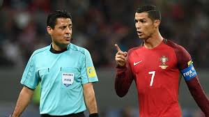 Das ist der spielbericht zur begegnung belgien gegen portugal am 27.06.2021 im wettbewerb europameisterschaft 2020. Schiedsrichter Bei Belgien Gegen England Wer Pfeift Das Spiel Um Platz Drei Goal Com