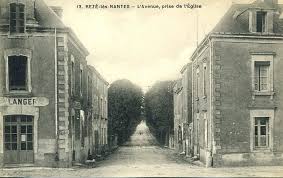 Reze Eglise Et Avenue Nantes Photos Anciennes Eglise