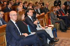 Inoltre, la cabina avrà il compito di sostenere, potenziare e coordinare le politiche e le iniziative del governo italiano per il benessere equo e sostenibile (bes) e per la strategia nazionale per lo sviluppo sostenibile (snsvs), nell'ambito degli impegni sottoscritti dall'italia per l'agenda 2030 per lo. Conte Misurare Felicita E Sostenibilita Oltre Il Pil Eurocomunicazione