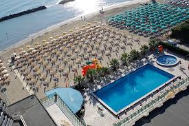 Profitez de millions d'applications android récentes, de jeux, de titres musicaux, de films, de séries, de livres, de magazines, et plus encore. Die 10 Besten Strand Hotels In Province Of Pescara 2021 Mit Preisen