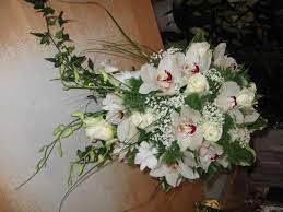Abito, allestimenti e bouquet 25 anni di matrimonio. Buche Di Fiori Da Matrimonio Orchide Bouquet Mazzi Di Fiori Matrimonio 72 Fiori Mazzo Di Sarang Onta