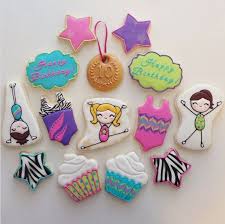 что подарить девочке 9 10 лет на день рождения Jessica Edwards On Instagram Gymnastics Cookies For A 10th Birthday Decoratedcookies Customcookies Yxe Gymnastics Cookies Birt Pechene