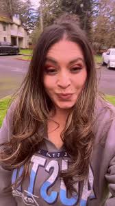 Lisa Correa (@lisacorrea)