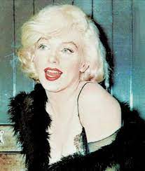 Miner's personal account of his role in the investigation of marilyn monroe's death. The Marilyn Diaries On Twitter Rare Color Shot Of Marilyn Monroe During The Making Of Some Like It Hot One Of Her Greatest Films