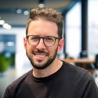 2700+ perfiles de «Torchia»