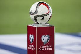 Die spiele im achtelfinale der fußball europameisterschaft 2016 in frankreich mit den besten wettquoten der spielplan achtelfinale: Em 2016 Spielball Beau Jeu Von Adidas